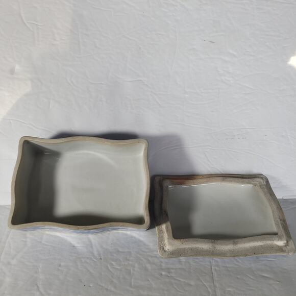 Chinese Blue and White Porcelain Scalloped Edge Vintage Trinket Box - Picture 6 of 7